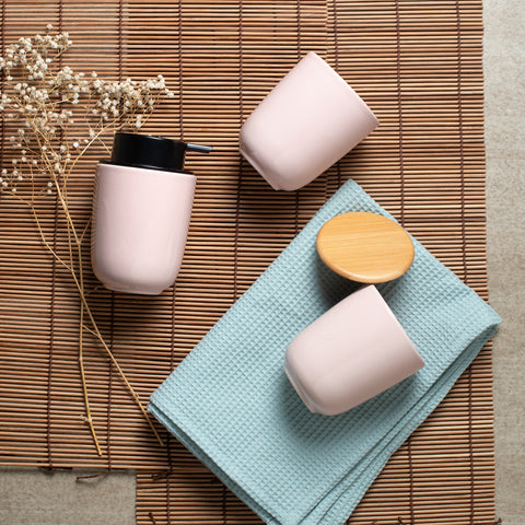 Porta Escova de Dente Cerâmica Esmalte 8cm Rosa Osaka Yoi para Bancada de Banheiro Porta Escova de Dente Cerâmica Esmalte 8cm Rosa Osaka Yoi para Bancada de Banheiro