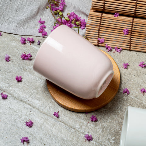 Porta Escova de Dente Cerâmica Esmalte 8cm Rosa Osaka Yoi para Bancada de Banheiro Porta Escova de Dente Cerâmica Esmalte 8cm Rosa Osaka Yoi para Bancada de Banheiro