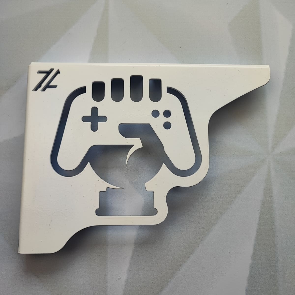 GAMER02BC-645.jpeg GAMER02BC-645.jpeg