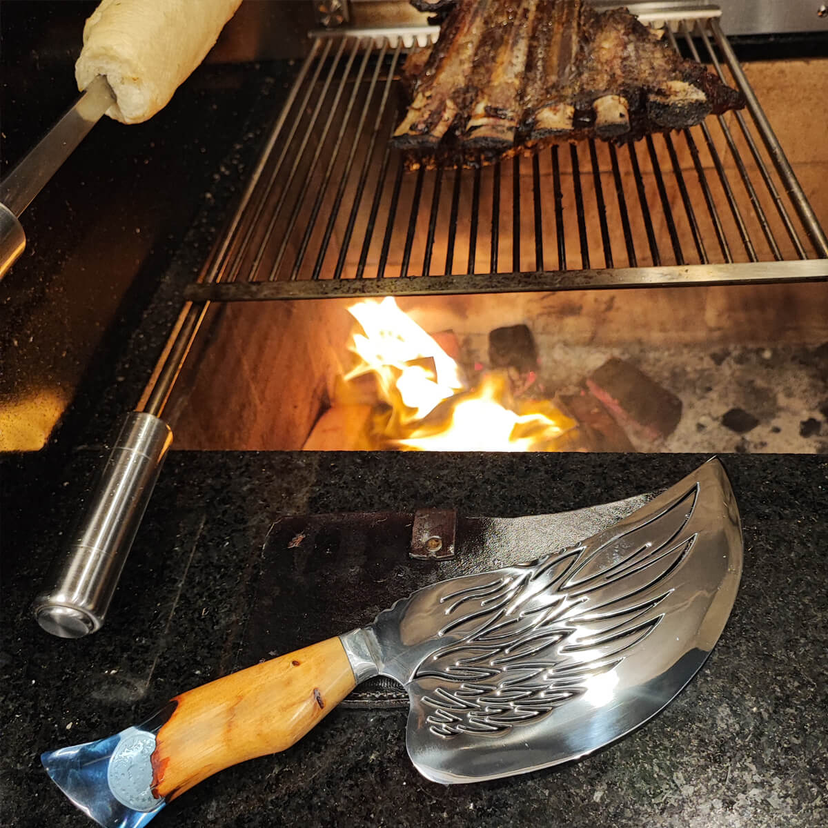 126CUTASAREIS_E.jpg 126CUTASAREIS_E.jpg