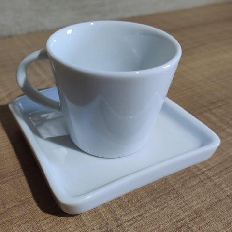 Jogo 6 Xícaras de Café 90ml em Porcelana com Píres Quadrado Branca Germer