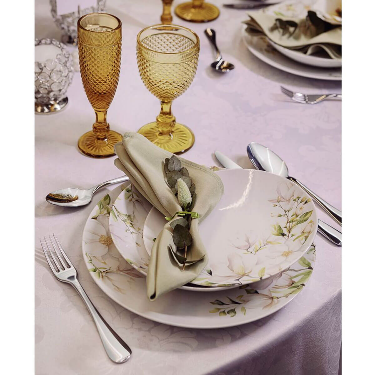 7908538115728.jpg 7908538115728.jpg