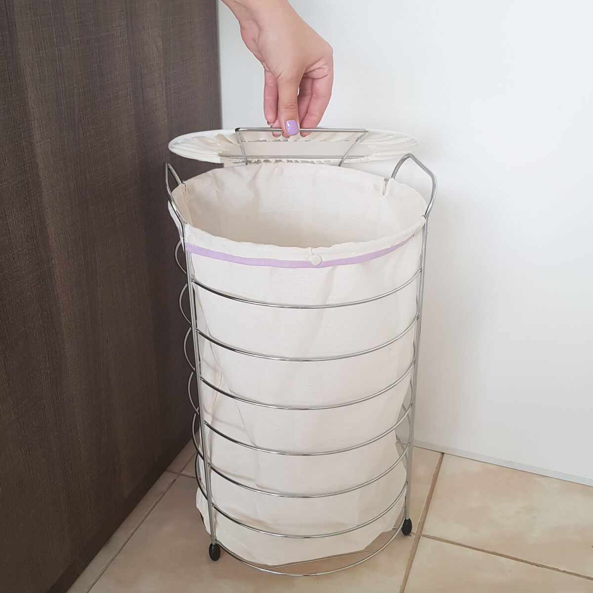 CR482_1.jpg CR482_1.jpg