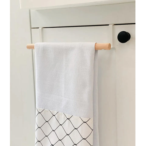 Suporte Organizador Para Porta De Armário De Aço Carbono E Porta Pano Em Madeira Yoi Suporte Organizador Para Porta De Armário De Aço Carbono E Porta Pano Em Madeira Yoi