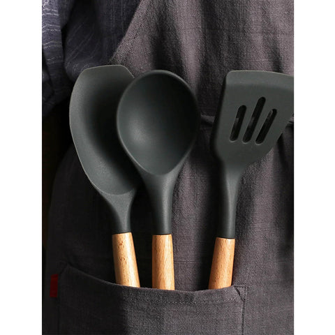 Colher De Silicone Preto Com Cabo De Bambu Utensílio De Cozinha Colher De Arroz Yoi Colher De Silicone Preto Com Cabo De Bambu Utensílio De Cozinha Colher De Arroz Yoi