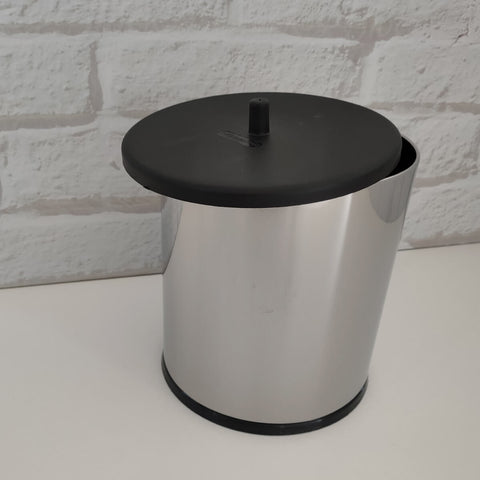 Lixeira De Inox Para Banheiro 6,3 Litros Com Tampa Preta Cesto De Lixo Martinazzo Lixeira De Inox Para Banheiro 6,3 Litros Com Tampa Preta Cesto De Lixo Martinazzo