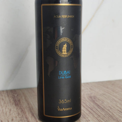 Água Perfumada Spray para Tecidos Roupas Dubai Lírio Gold 365ml Via Aroma