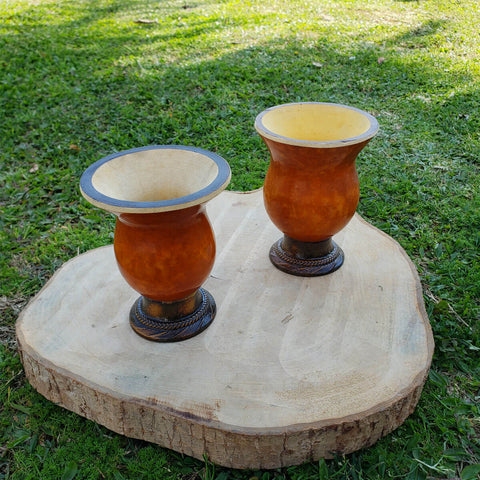 Cuia para Chimarrão Tererê de Porongo Liso com Base Tripé em Massa de Calafetar Ditreviso