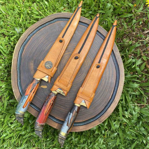 Faca Javalizeira Caça 10' Inox Cirúrgico 3mm Híbrido Cartucho 12 Nó de Pinho Pomo Javali Artesanal