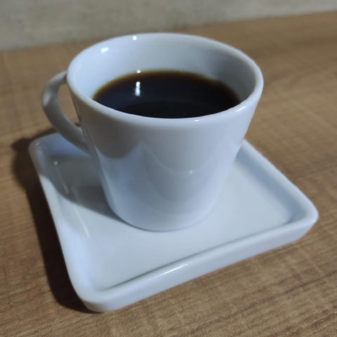 Xícara de Café 90ml em Porcelana com Píres Quadrado Branca Germer