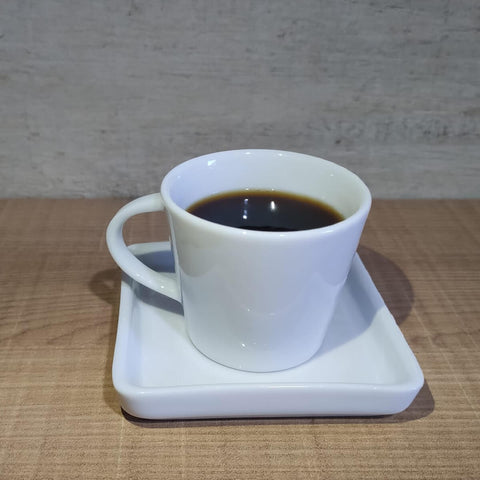 Jogo 6 Xícaras de Café 90ml em Porcelana com Píres Quadrado Branca Germer