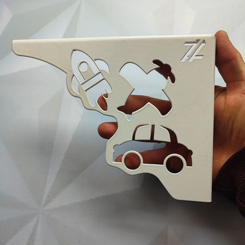 Par Mãos Francesas Ornamentada Decorativa 20cm Menino Carro e Avião Branco Aço