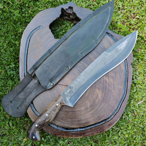 Facão Davila Tático Sorocabano 12' Aço Carbono 5160 Oxidado Fosfatizado Bainha Couro