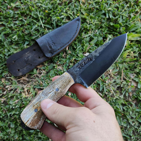 Faca EDC Coreadeira para Corear 4' Cabo Osso Anilina Aço Carbono 5160 Oxidada Fosfatizada