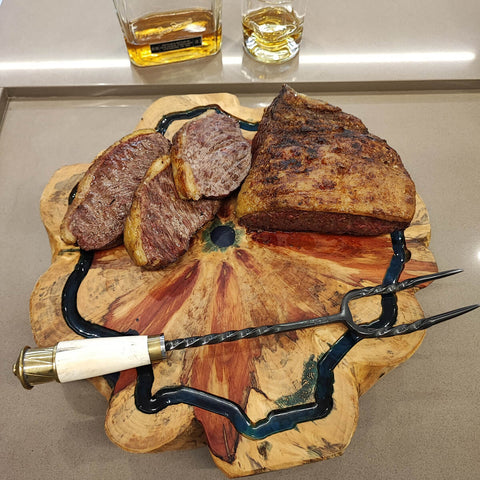 Garfo Trinchante Rústico 10' Dávila Forjado Artesanal Para Churrasco Cabo Osso de Búfalo