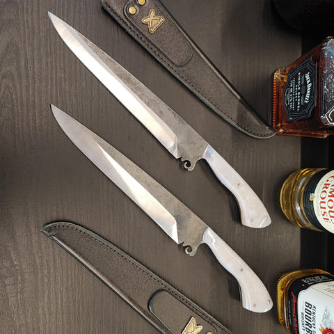 Faca Artesanal Chef de Cozinha Profissional Cabo Resinado 10' Branco Aço Carbono 1070 Açougue