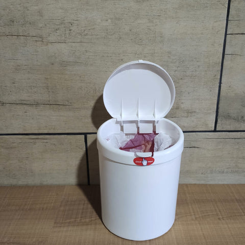 Lixeira de Banheiro Cozinha Pia Branca 3 Litros Plástico com tampa Click Maxroll