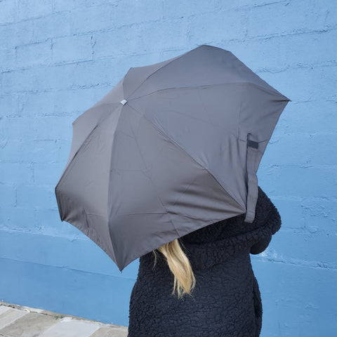 Mini Sombrinha 91cm Guarda Chuva Compacta Fazzoletti Alumínio Preto Manual de Bolsa Pequeno