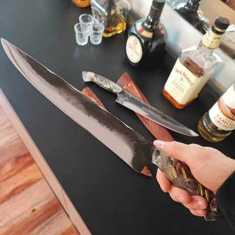 Faca Artesanal 10' Brut Forge Aço Carbono 5160 Cabo Munição para Churrasco