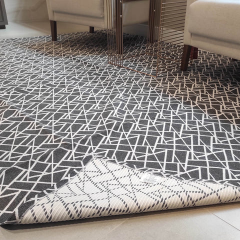 Tapete para Sala 200 x 250cm Antiderrapante Geométrico Cinza Claro Jacquard Branyl