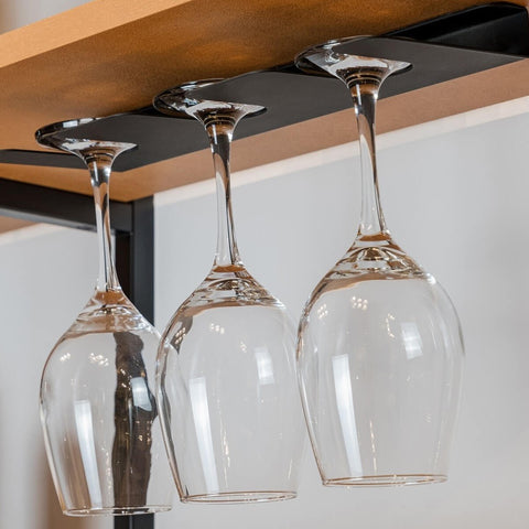 Suporte Porta 3 Taças de Vinho Preto Parede Armário Pendurador de Taça Masutti Organize
