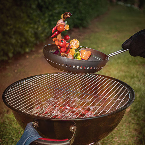 Frigideira Grelha Wok Furada Tramontina para Churrasco 26,5cm Alumínio Anodizado Aço Inox Grafite