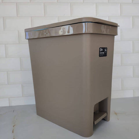 Lixeira Grande com Pedal 15l Banheiro Cozinha Escritório Single Cinza Quente Coza