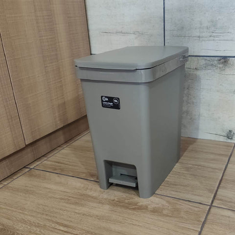 Lixeira Grande com Pedal 15l Banheiro Cozinha Escritório Single Cinza Quente Coza