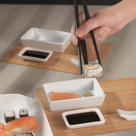Conjunto para Sushi 10 peças em Bambu e Cerâmica Kyoto Lyor Comida Japonesa para 2 Pessoas
