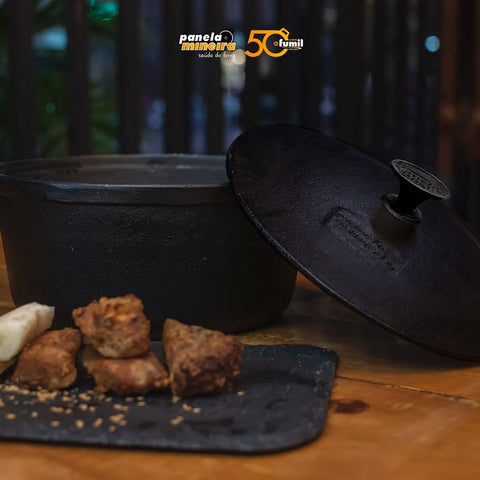 Conjunto 3 Caçarolas de Ferro Fundido Médias 27cm Tampas Alças Laterais 5L Panelas Mineiras Pretas