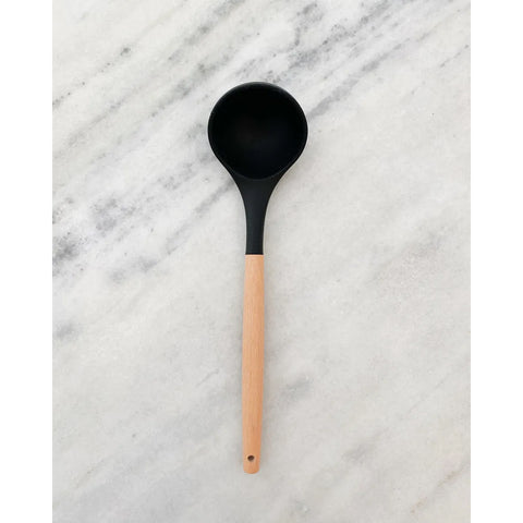 Concha De Silicone Preto Com Cabo De Bambu Utensílio De