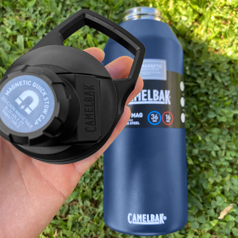 Garrafa Térmica Camelbak Chute Mag Vacuum Inox 1,2L Tampa Com Dupla Abertura Azul