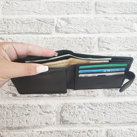 Carteira de Couro Masculina Com Botão e Divisória Porta Cartões Chicago Preta Tonin